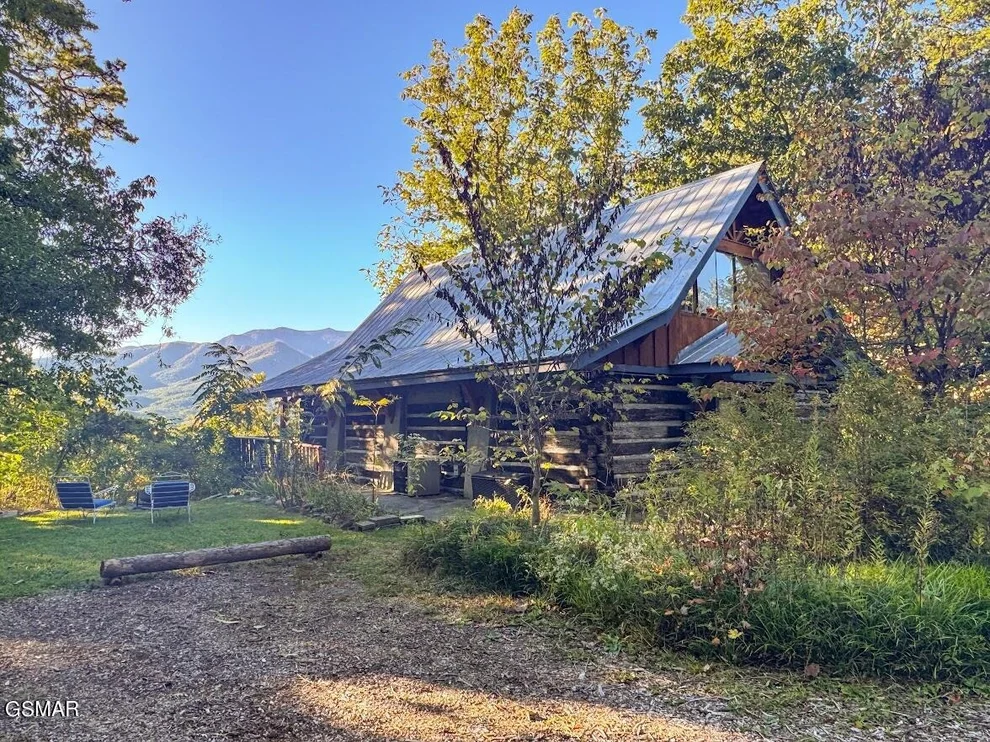 Unit for sale at 1114 Vista Drive, Gatlinburg, TN 37738