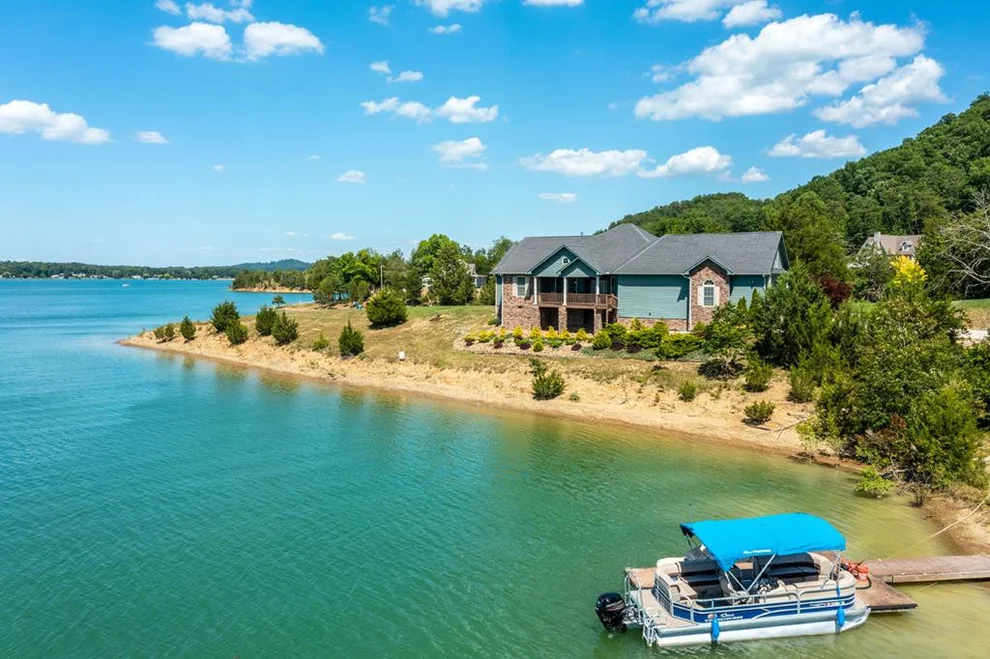 Unit for sale at 3516 Bohanan Top Road, Sevierville, TN 37876