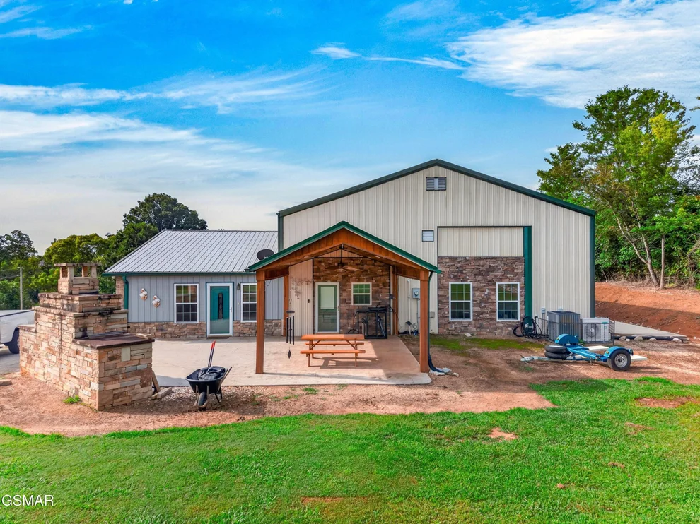 Unit for sale at 428 Shrader Road, Dandridge, TN 37725