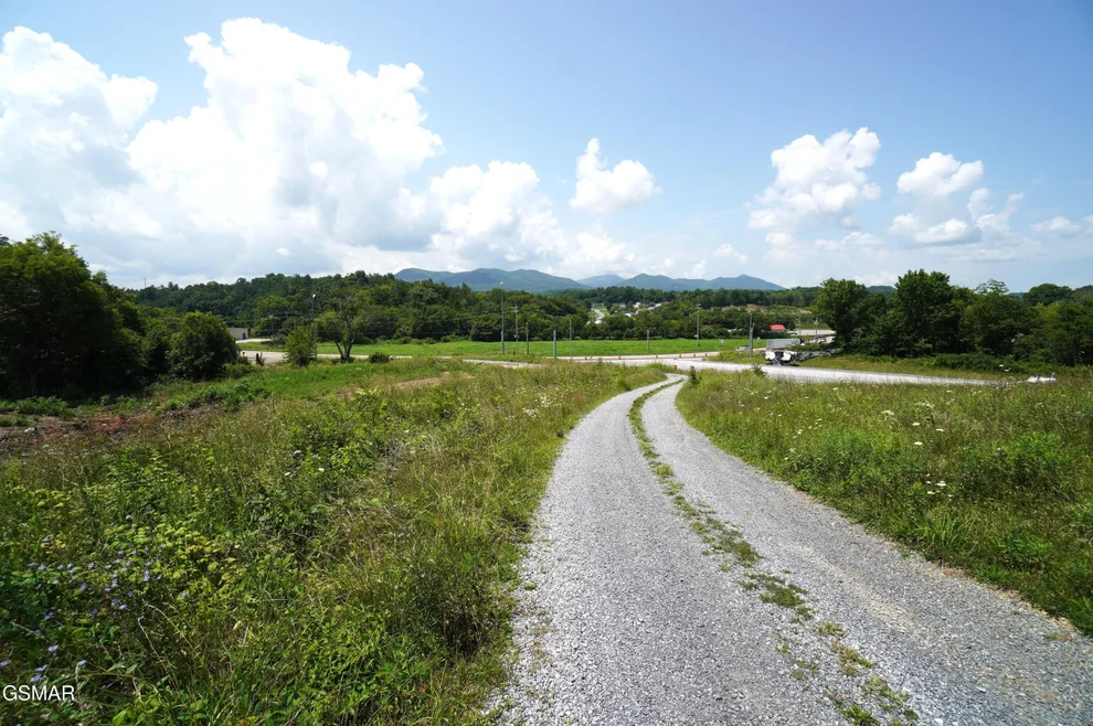 Unit for sale at 738 W HIGHWAY 25 70, Newport, TN 37821