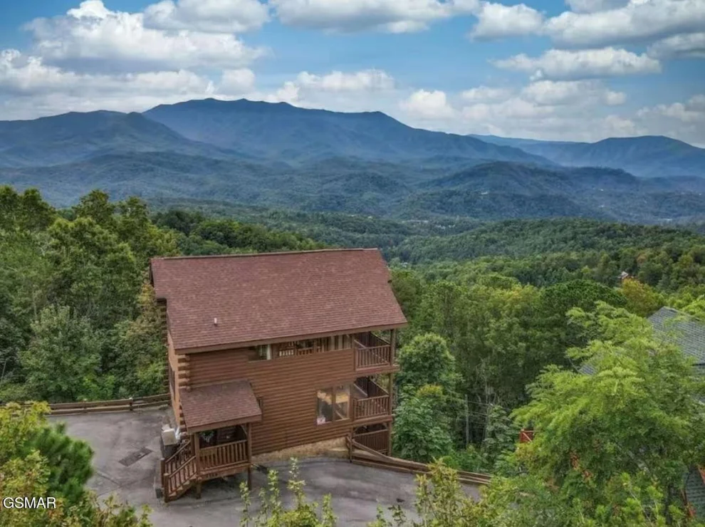 Unit for sale at 1154 Villa Overlook Way, Gatlinburg, TN 37738