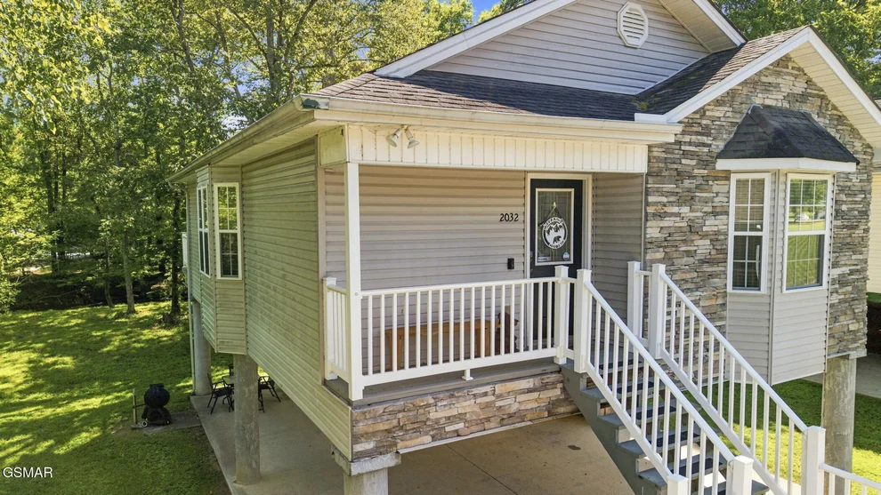Unit for sale at 2032 Slippery Rock Circle, Pigeon Forge, TN 37862