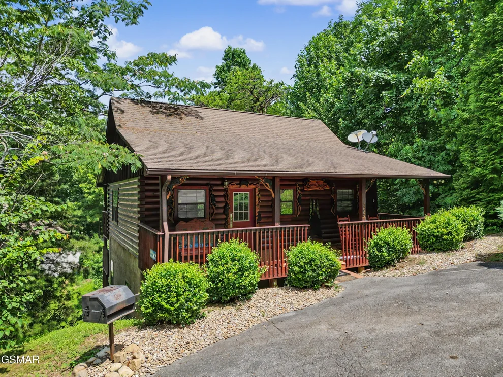 Unit for sale at 1609 Pinewood Way, Sevierville, TN 37862