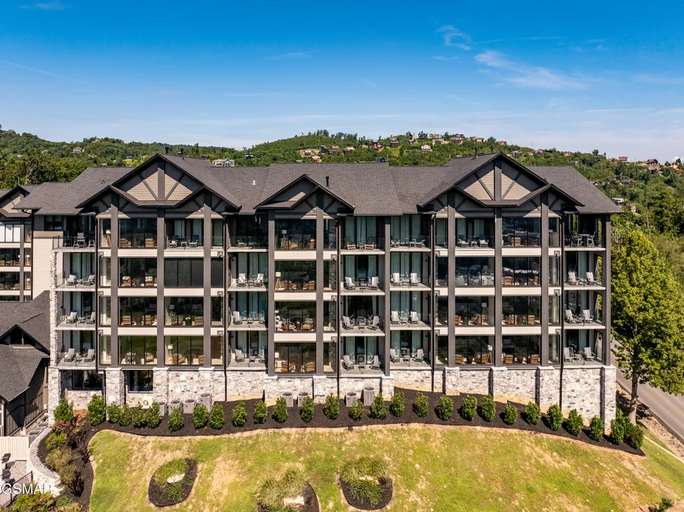 Unit for sale at 855 Campbell Lead Road, Gatlinburg, TN 37738