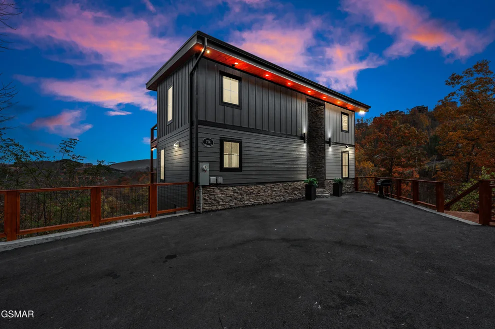 Unit for sale at 714 Pinecrest Drive, Gatlinburg, TN 37738