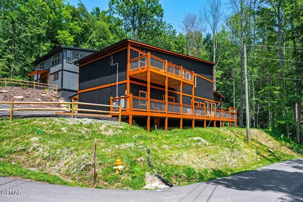 Unit for sale at 450 Winfield Heights Road, Gatlinburg, TN 37738