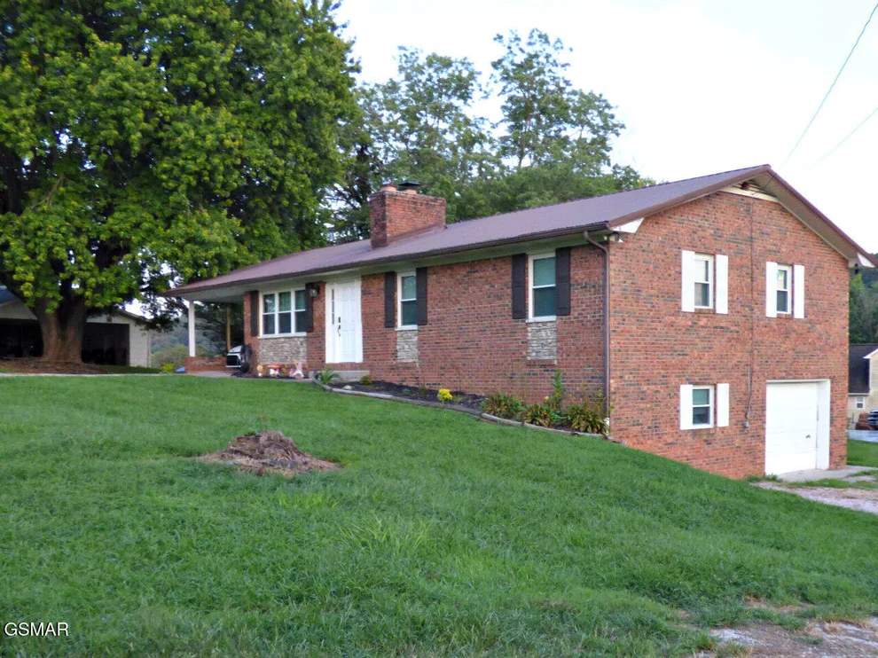 Unit for sale at 1107 Smyth Street, New Tazewell, TN 37825