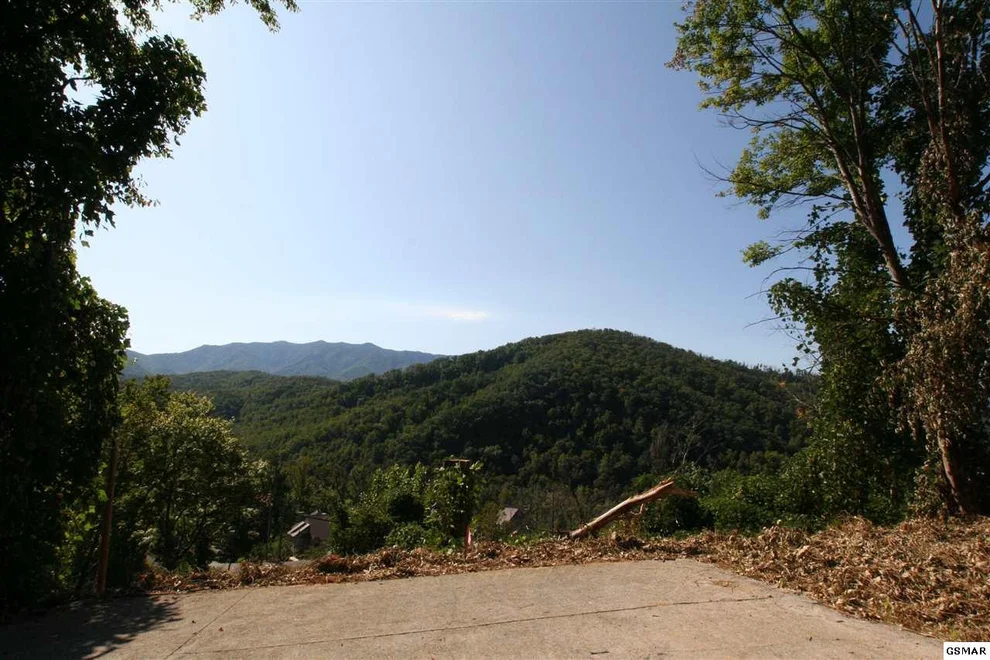 Unit for sale at 857 Clabo Loop Road, Gatlinburg, TN 37738