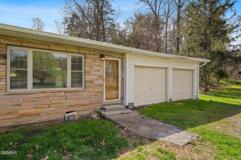 Unit for sale at 1025 Scarlet Road, Newport, TN 37821