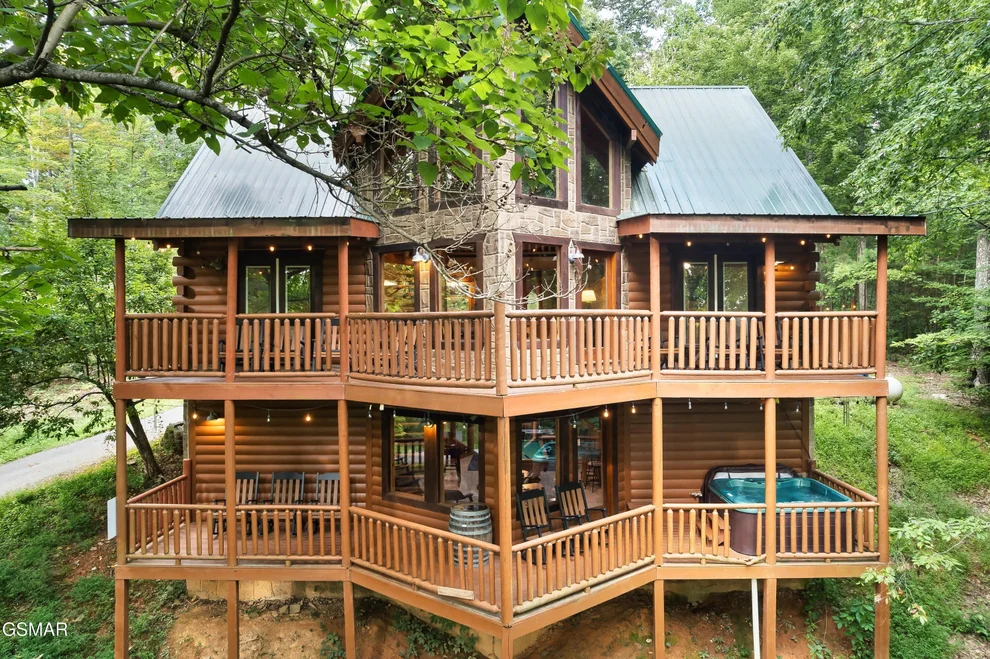 Unit for sale at 4416 Ashli Erin Way, Gatlinburg, TN 37738