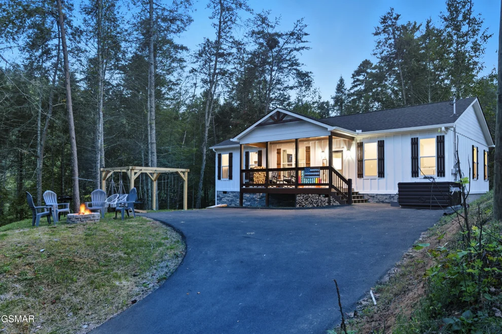 Unit for sale at 1077 Sencebaugh Drive, Sevierville, TN 37876