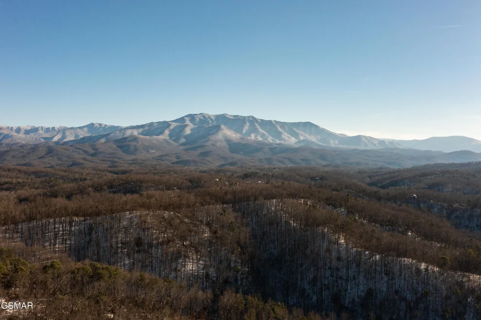 Unit for sale at 4364 Powdermill Estates Rd, Sevierville, TN 37876