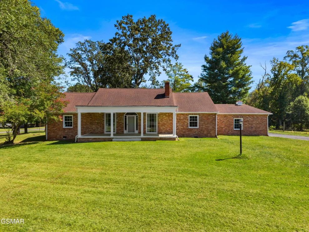 Unit for sale at 1328 W Main Street, White Pine, TN 37890