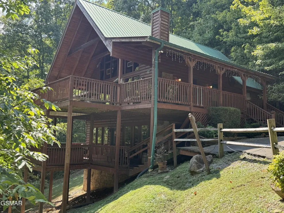 Unit for sale at 3514 Olde Tyme Way, Sevierville, TN 37862