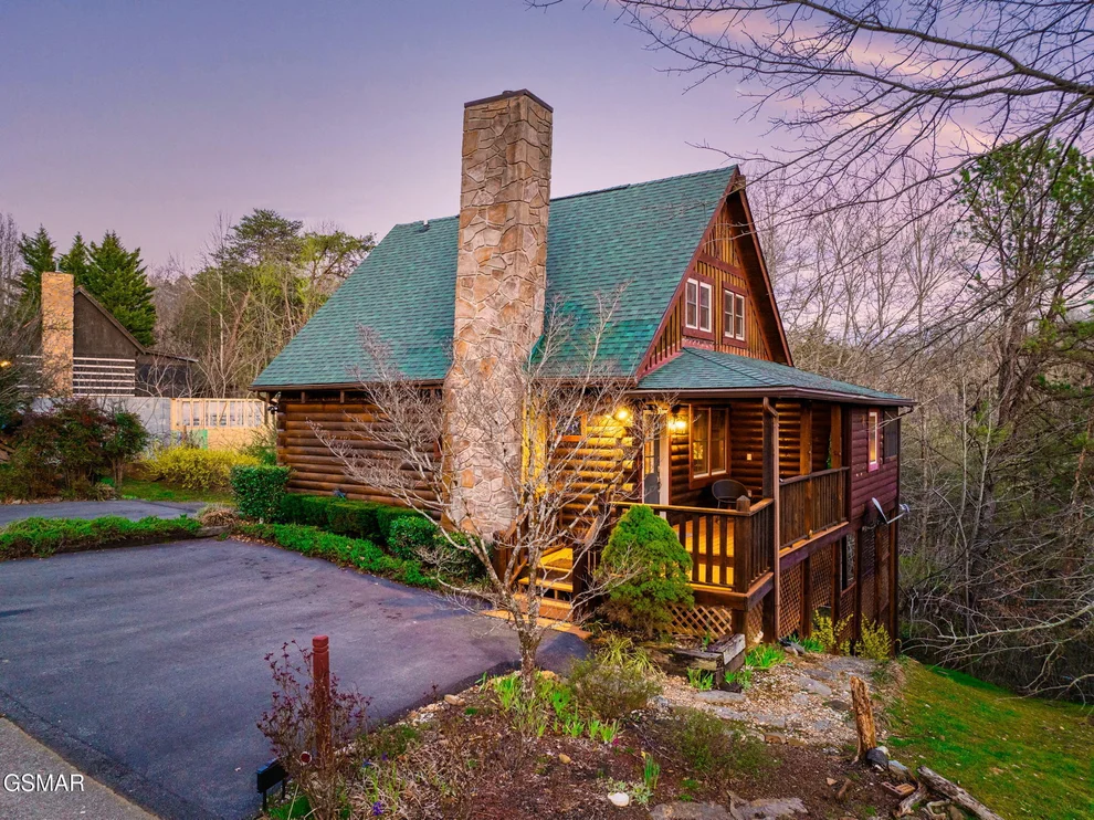 Unit for sale at 1008 Walini Way, Sevierville, TN 37876