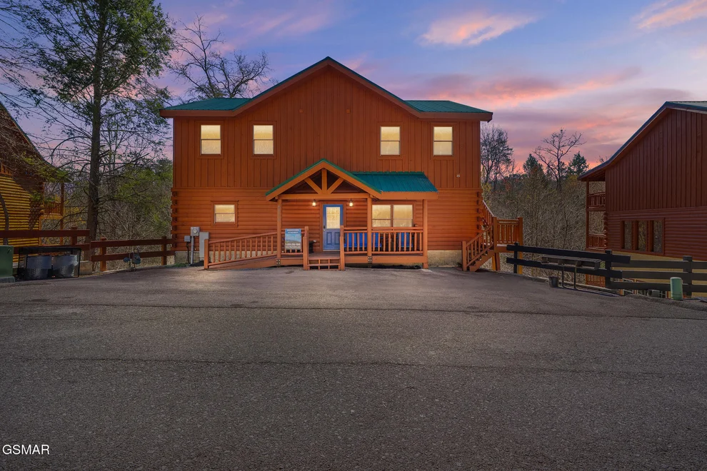 Unit for sale at 4355 Forest Ridge Way, Pigeon Forge, TN 37863
