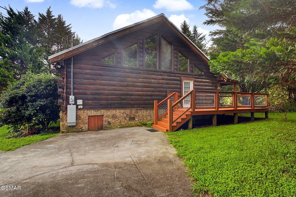 Unit for sale at 3022 Hatcher Mountain Road, Sevierville, TN 37862