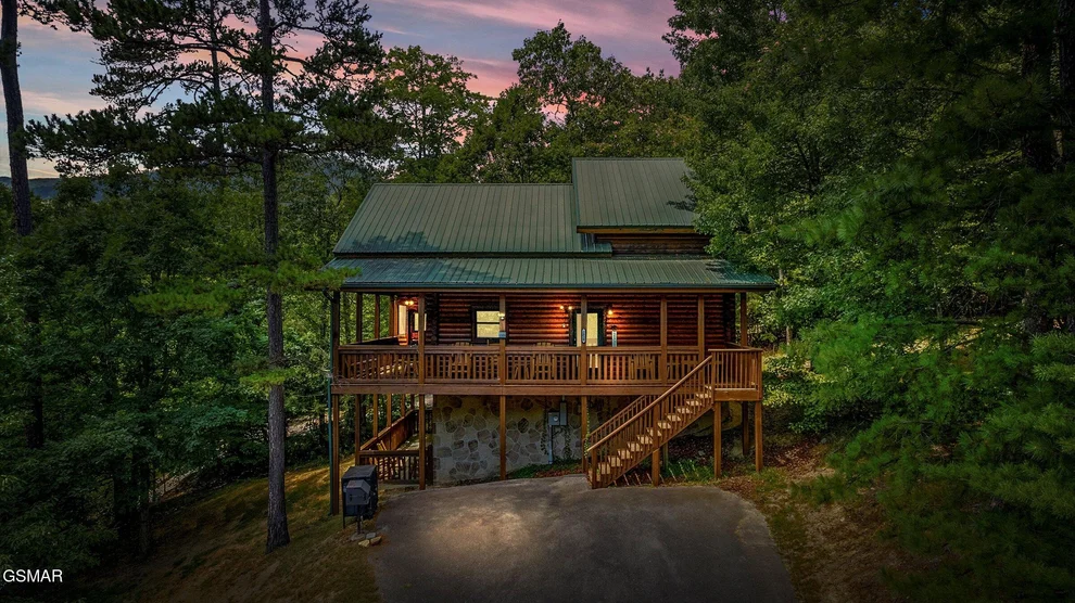 Unit for sale at 2828 Ridge Creek Circle, Sevierville, TN 37876