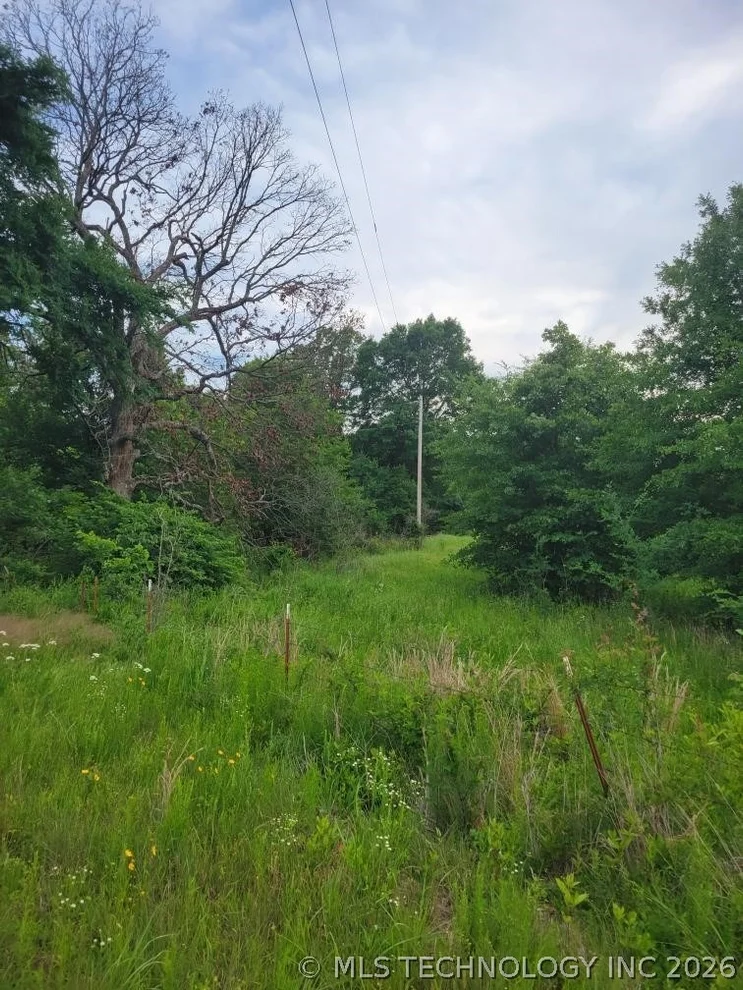 Unit for sale at 140 Gaines Creek, Canadian, OK 74425