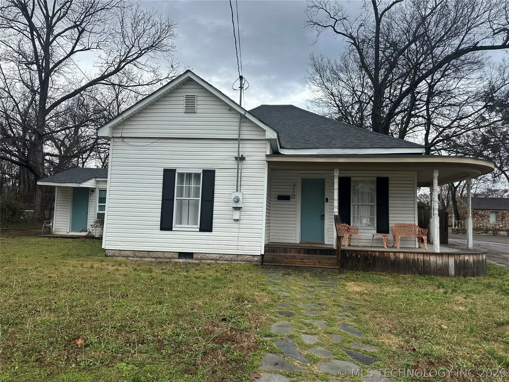 Unit for sale at 210 W Morgan Street, Tahlequah, OK 74464