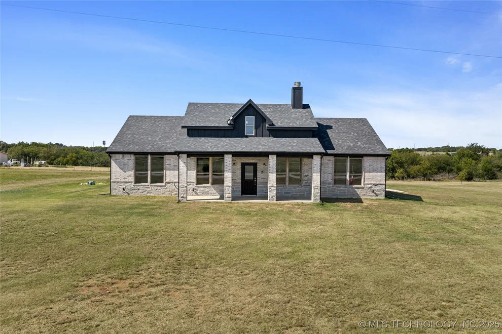 Unit for sale at 12499 Fox Hollow Road, Marietta, OK 73448