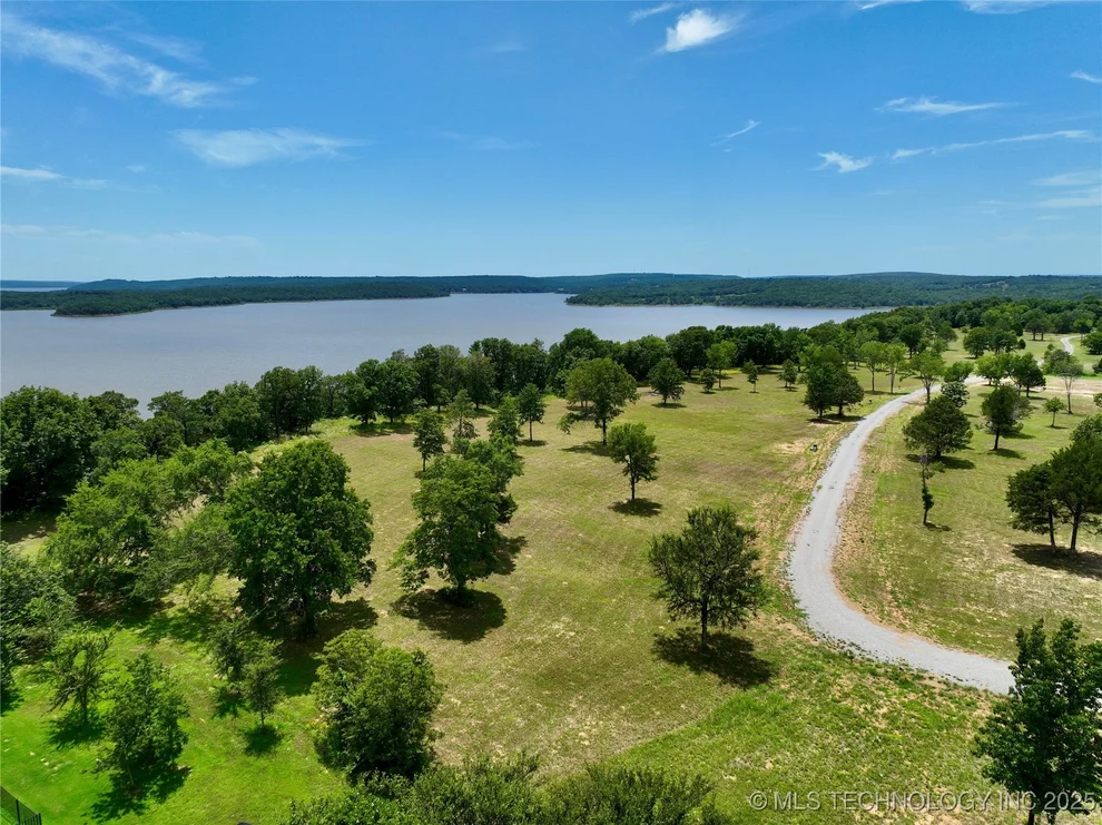 Unit for sale at 4 Kathy Lane, Eufaula, OK 74432