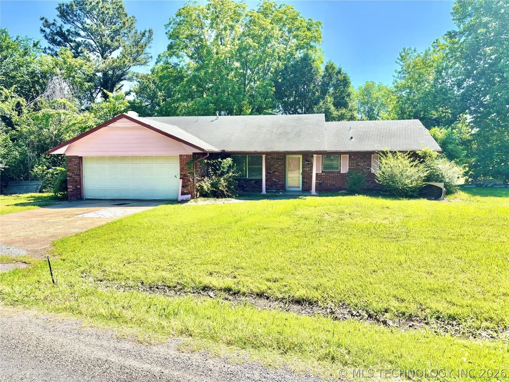 Unit for sale at 902 N Broadway Street, Stigler, OK 74462