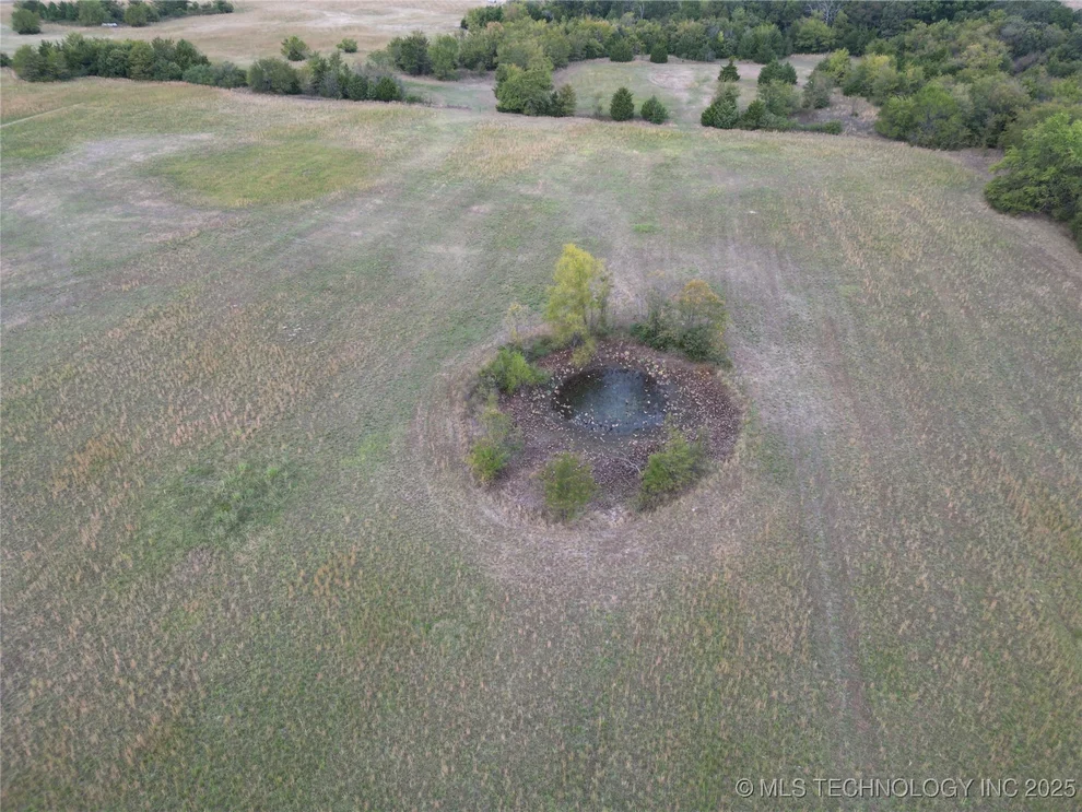 Unit for sale at 10 Highway 9, Eufaula, OK 74432