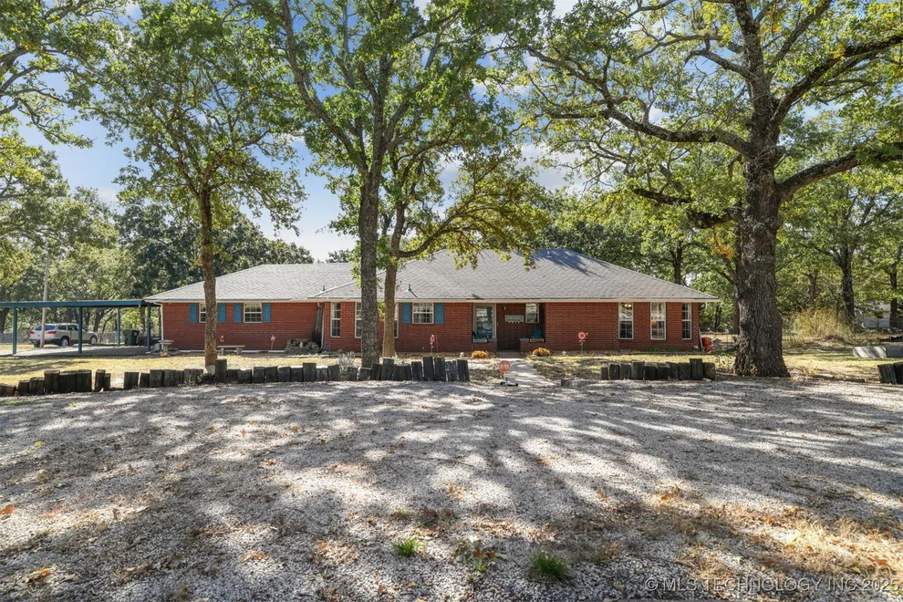 Unit for sale at 4042 3rd NE, Ardmore, OK 73401