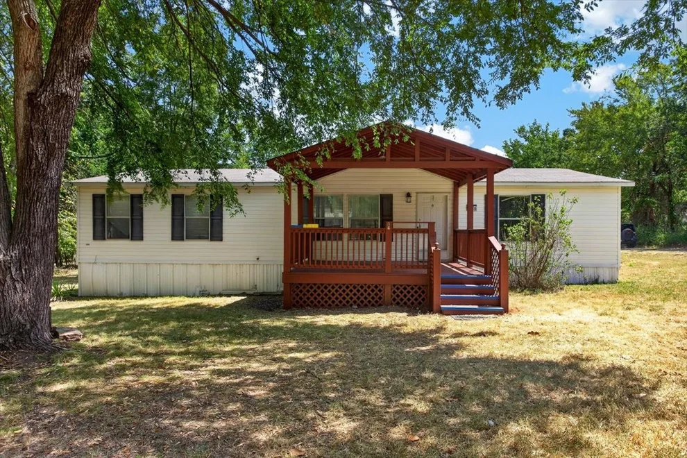 Unit for sale at 39908 Texas Avenue, Howe, OK 74940
