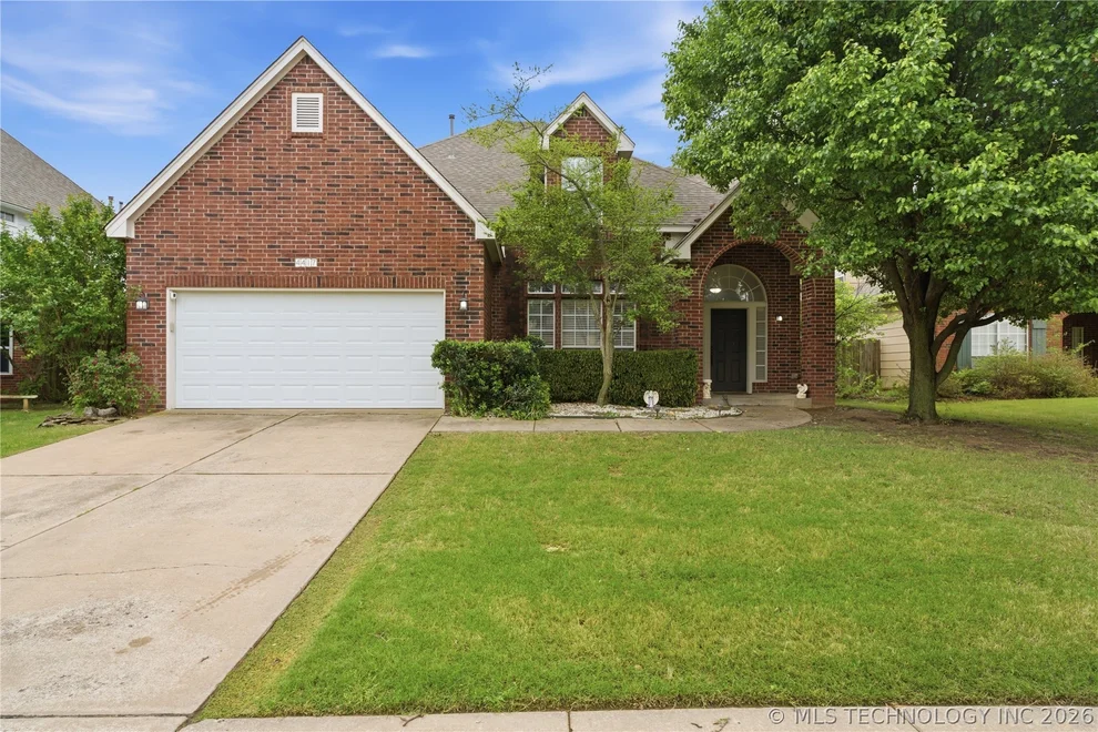 Unit for sale at 4417 W Elgin Street, Broken Arrow, OK 74012
