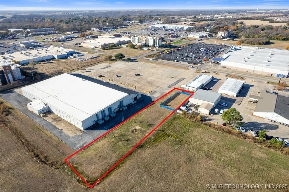Unit for sale at Radio, Durant, OK 74701