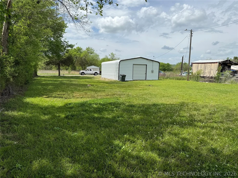 Unit for sale at 409 S 5th Street, Porum, OK 74455