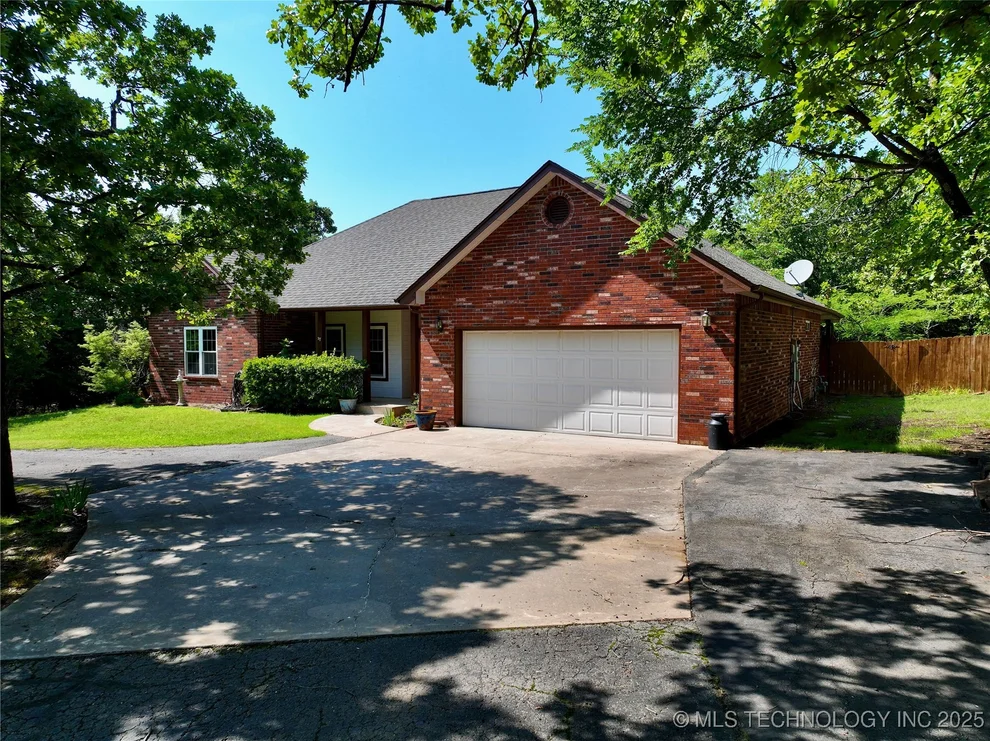 Unit for sale at 46 Acorn Street, Eufaula, OK 74432