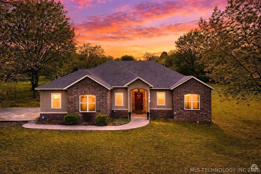 Unit for sale at 1714 E Old Military Road, Stigler, OK 74462