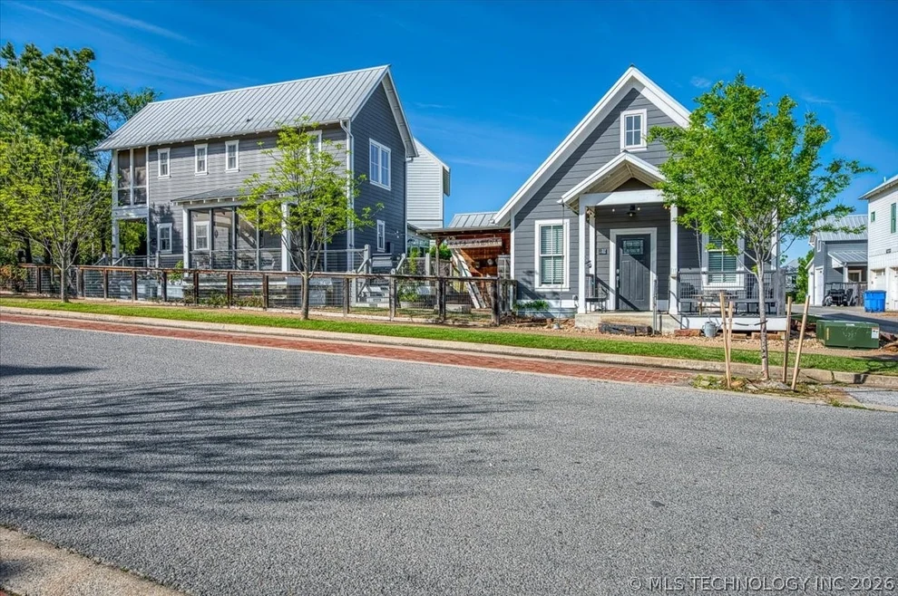Unit for sale at 37 Firefly Lane, Carlton Landing, OK 74432