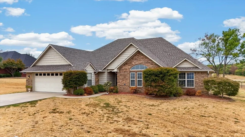 Unit for sale at 23570 Wolf Valley Road, Wister, OK 74966