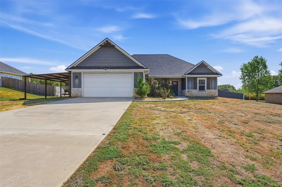 Unit for sale at 140 Oak Lane, Durant, OK 74701