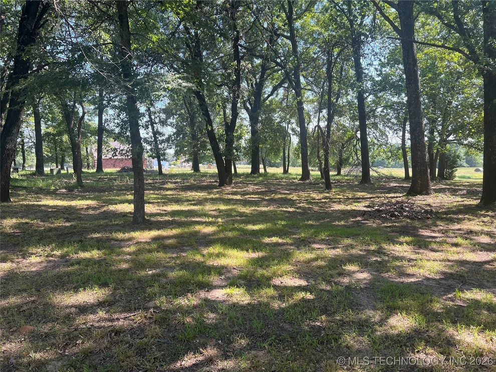 Unit for sale at 4189 Road, Eufaula, OK 74432