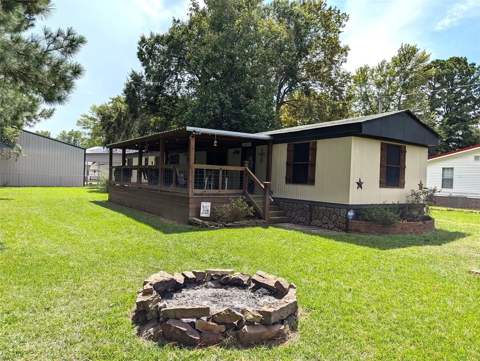 Unit for sale at 105 Circle Drive, Eufaula, OK 74432
