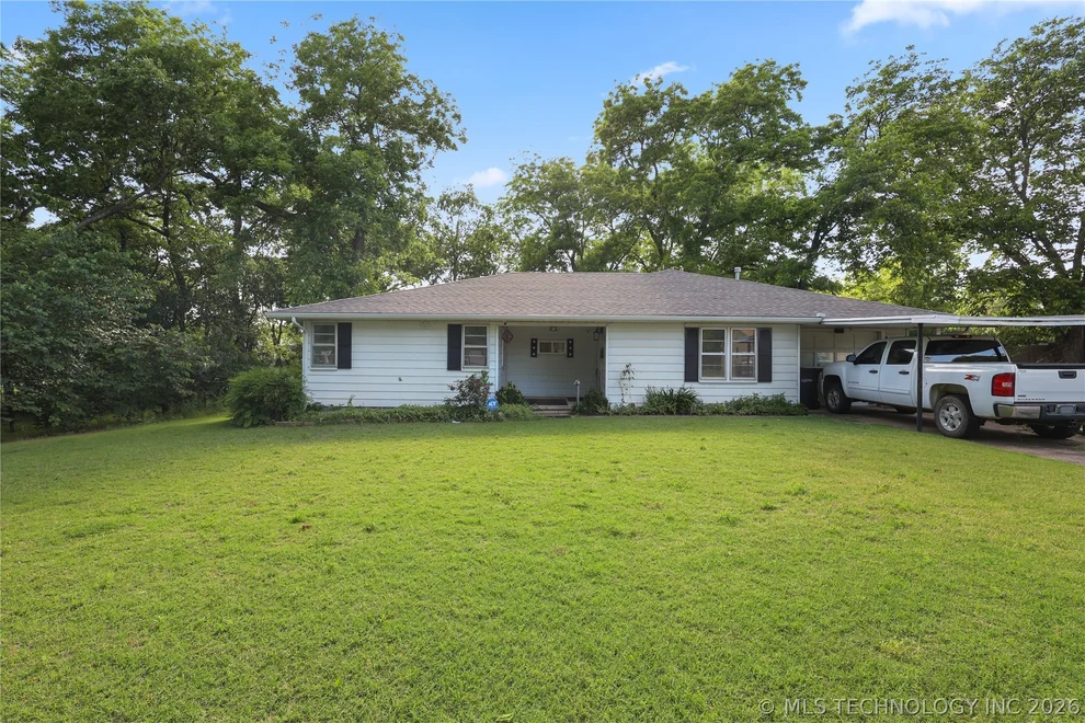 Unit for sale at 1415 Holt Street, Ardmore, OK 73401