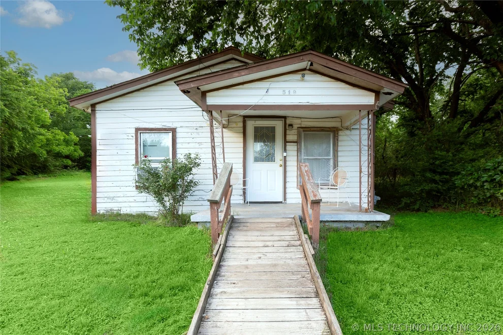 Unit for sale at 519 W Chickasaw Avenue, McAlester, OK 74501