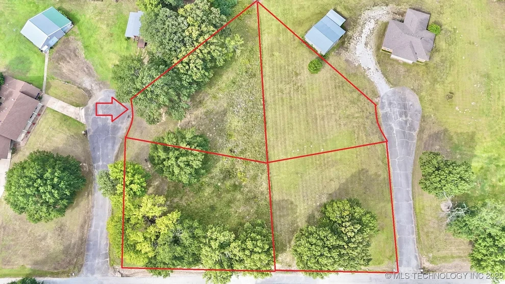 Unit for sale at 13 NW 3rd Circle, Stigler, OK 74462
