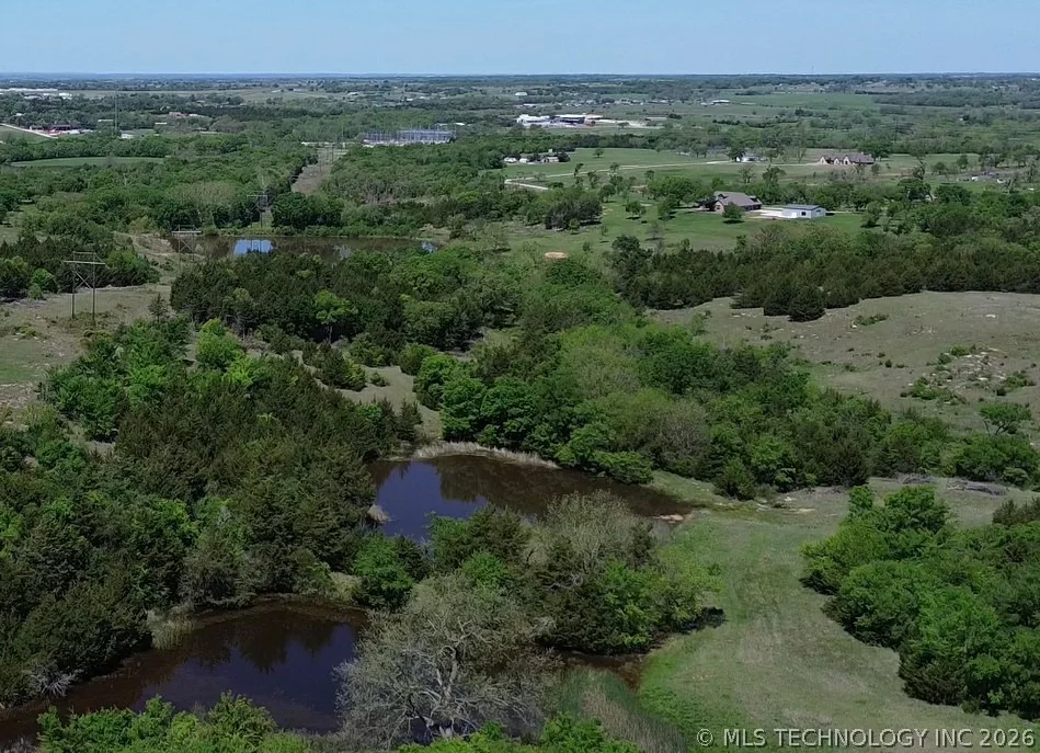 Unit for sale at 1671 Baldwin, Sulphur, OK 73086
