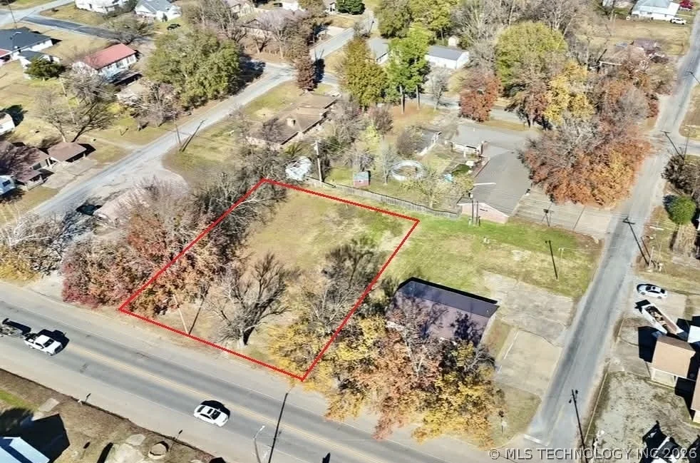 Unit for sale at 405 W Main Street, Stigler, OK 74462