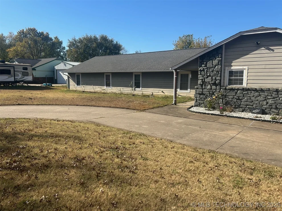 Unit for sale at 10302 S 237th East Avenue, Broken Arrow, OK 74014