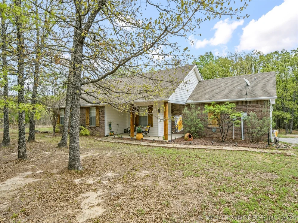 Unit for sale at 974 Grandview, Ardmore, OK 73401