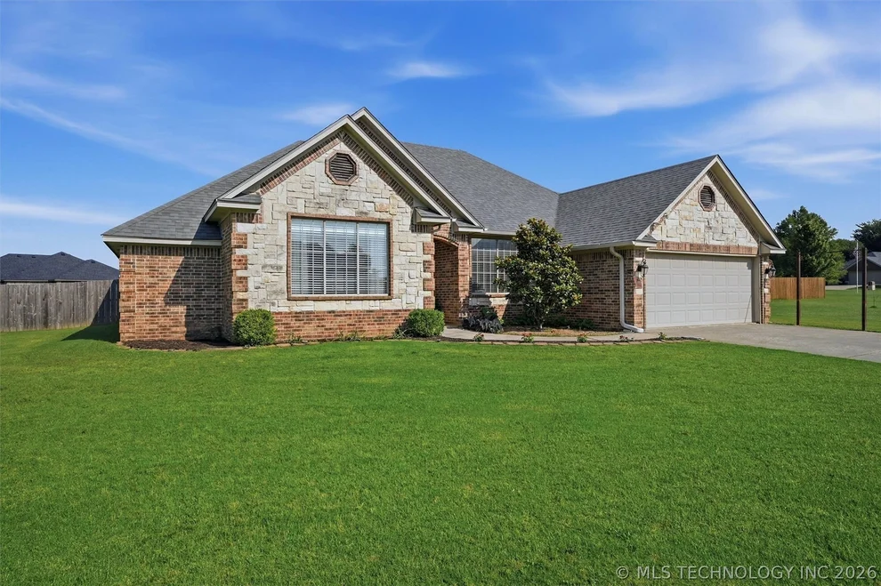 Unit for sale at 3221 Meagan Avenue, Durant, OK 74701