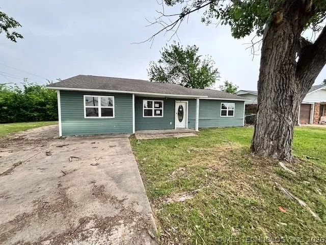 Unit for sale at 2106 N Hickory Street, McAlester, OK 74501
