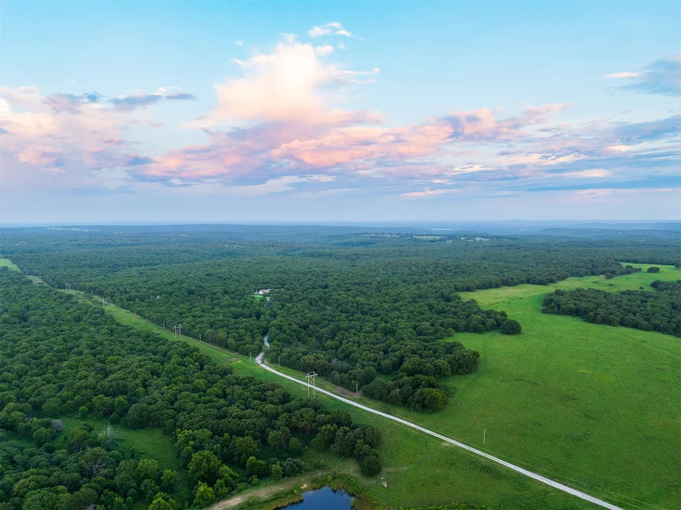 Unit for sale at 999 County Road 2265, Skiatook, OK 74070